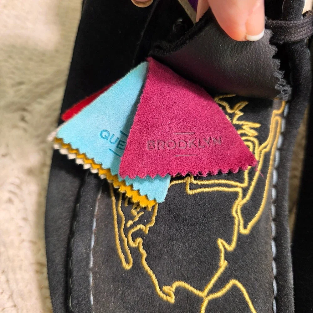 Clarks‎ Wallabee Black Suede NYC New York City Map Embroidery Loafer Mens 10 EXC